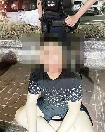 ▲中壢警方攔查鍾姓男子到案。（圖／中壢警方提供）
