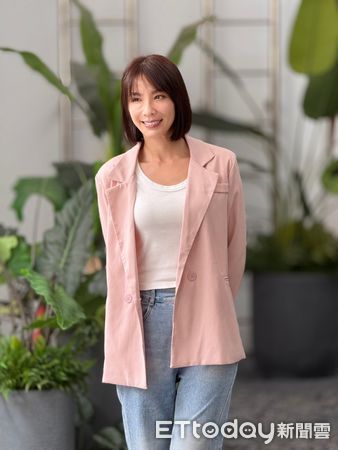 ▲大愛劇《日日好食光》洪喻蕎、吳怡臻、王嫚萱，26日出席媒體茶敘。（圖／記者姜國輝攝）