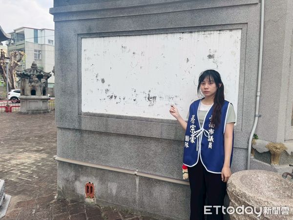 ▲法華寺為台南「七寺八廟」之一，歷史超過三百年，如今因年久失修加上颱風豪雨侵襲，結構受損嚴重。（記者林東良攝，下同）