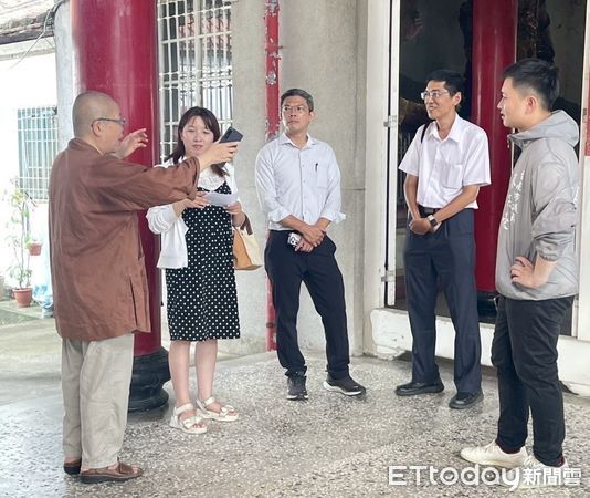 ▲法華寺為台南「七寺八廟」之一，歷史超過三百年，如今因年久失修加上颱風豪雨侵襲，結構受損嚴重。（記者林東良攝，下同）