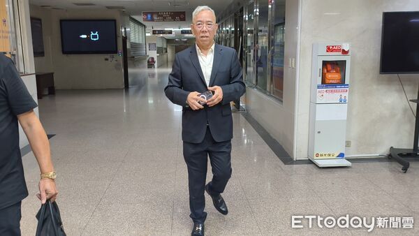 ▲▼涉犯京華城案仍在押的台北市議員應曉薇，今（26日）傳喚男友王尊侃作證。（圖／記者黃哲民攝）