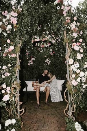 ▲▼  泰勒絲訂婚          。（圖／翻攝IG）