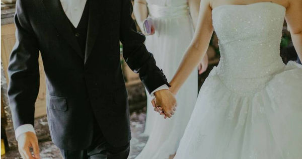 好友結婚包3600被嫌「應該要包6000元」。（示意圖／Pexels）