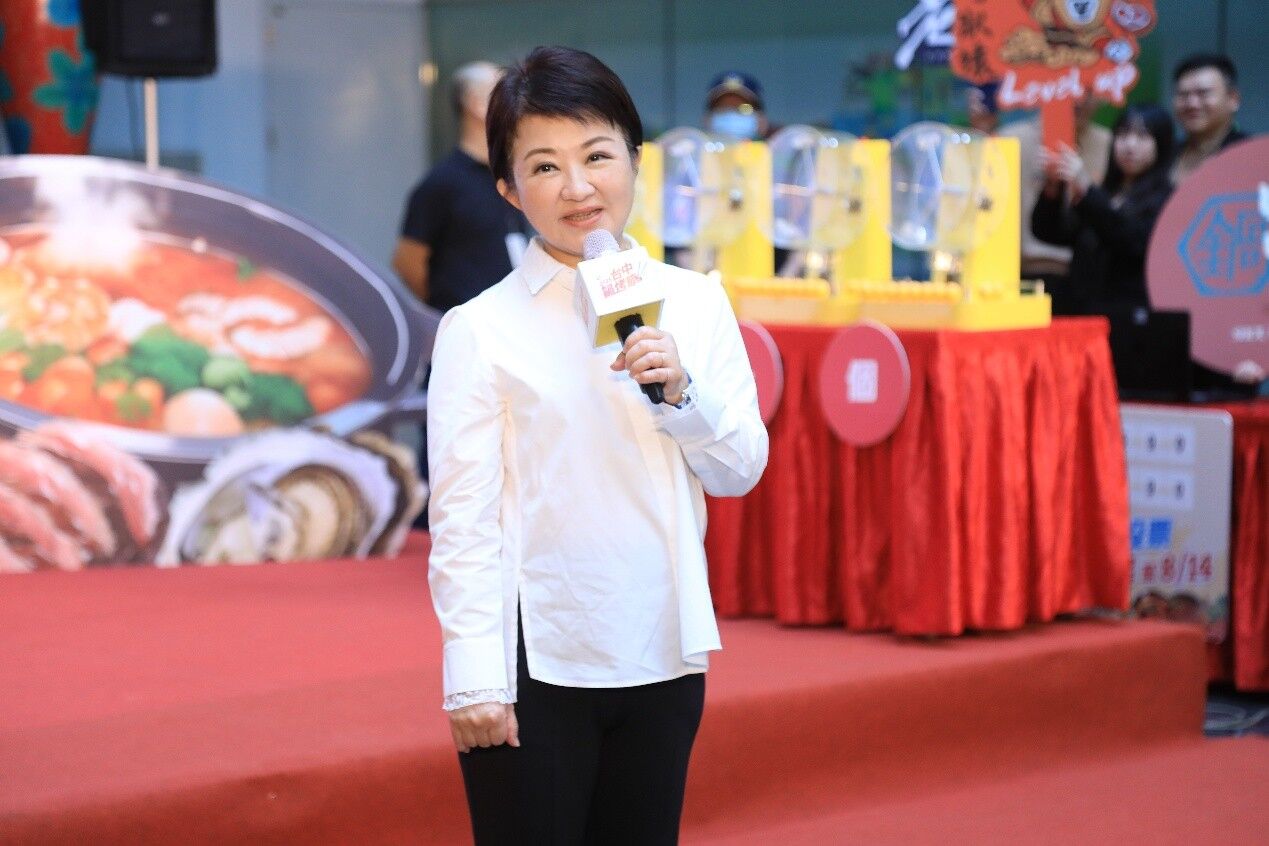 吃鍋烤變車主！2025台中最新「十大鍋烤店家」出爐 盧市長親自Call Out揭曉汽車大獎幸運兒（圖／臺中市政府經濟發展局提供）