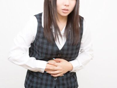 24歲陸劇女演員確診胃癌！拍戲趕進度「無視黑便」片場吐血送急診