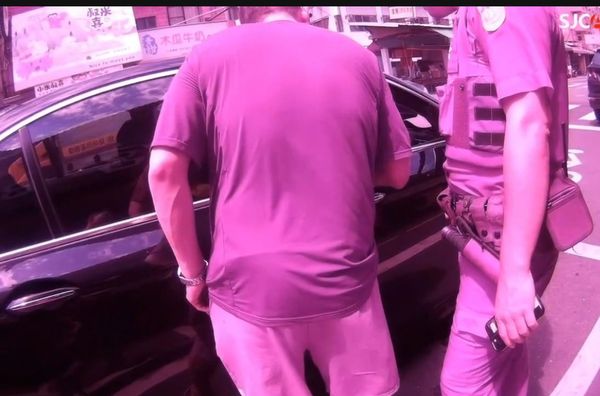 ▲女毒品通緝犯持喪屍煙彈遭逮。（圖／警方提供）