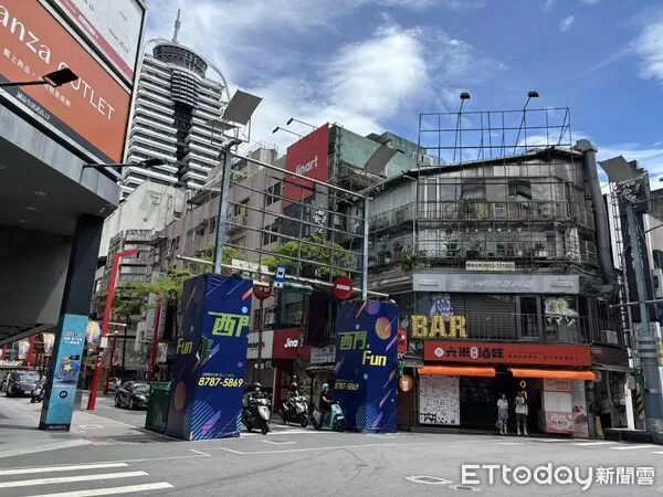 ▲金曲歌后曹雅雯造型髮廊與女狂粉限制住居的旅館僅300公尺。（圖／記者邱中岳翻攝）