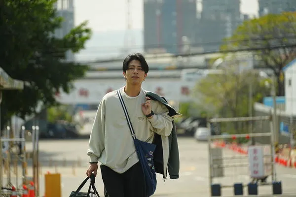 ▲▼蓋瑞再度入伍，想證明自己可以通過考驗。（圖／台視提供）