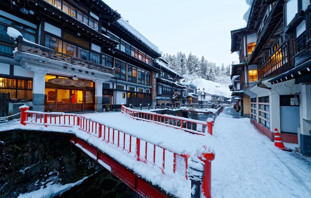 雪怪出沒？日本東北藏王樹冰冬季限定奇景（圖／shutterstock）