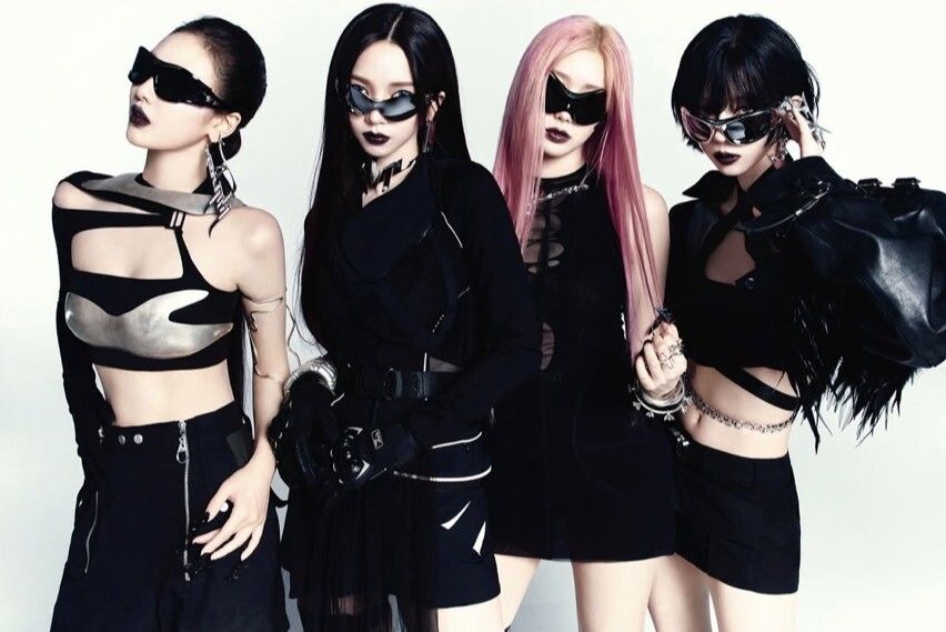 ▲Y3K穿搭 。（圖／翻攝自IG）