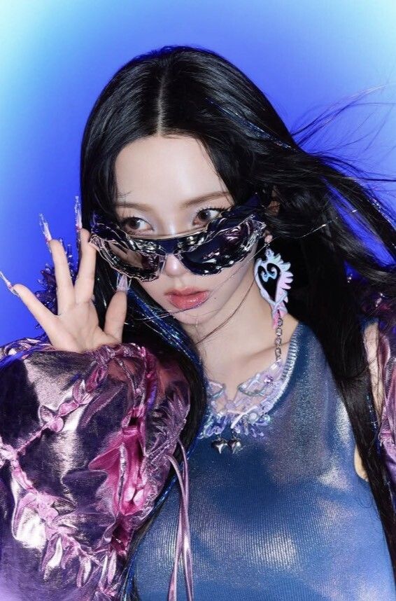 ▲Y3K穿搭 。（圖／翻攝自IG）