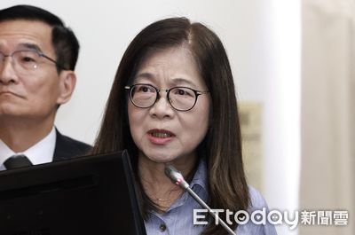 管媽哭了？為海研預算懇求藍白　竟遭網友惡搞「沒出息」