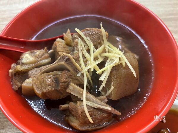 ▲▼大碗公當歸羊肉。（圖／部落客陳小可的吃喝玩樂授權提供）