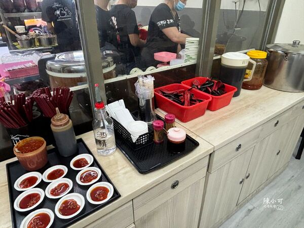 ▲▼大碗公當歸羊肉。（圖／部落客陳小可的吃喝玩樂授權提供）