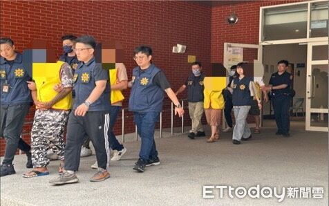▲專案小組展開同步行動，分別於4處實施搜索，起出贓物、毒品及現金。（圖／花蓮縣警察局提供，下同）