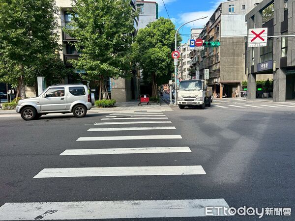 ▲鍾男表示，因陽光影響視線，才導致不慎撞上許女。（圖／記者陸運陞翻攝）