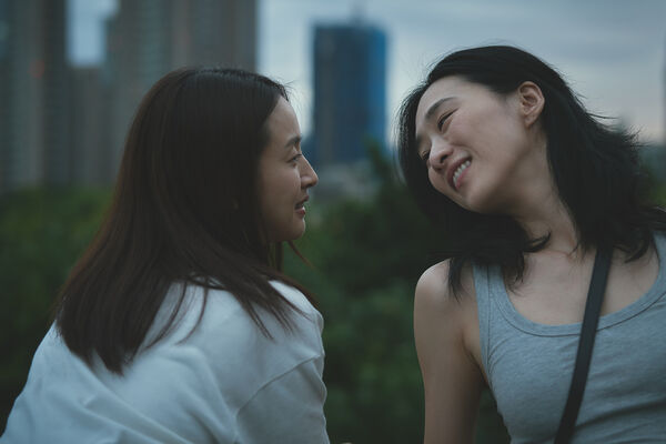 ▲《失明》由林依晨、吳可熙、劉敬、李銘忠、李沐、王渝萱主演。（圖／周子娛樂提供）