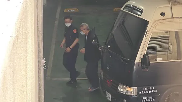 ▲▼前立委陳歐珀羈押近4個月，滿頭白髮。（圖／記者劉昌松翻攝）