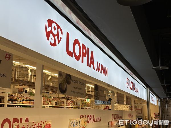 ▲新光三越台南小北門店8／29試營運。（圖／記者蔡惠如攝）