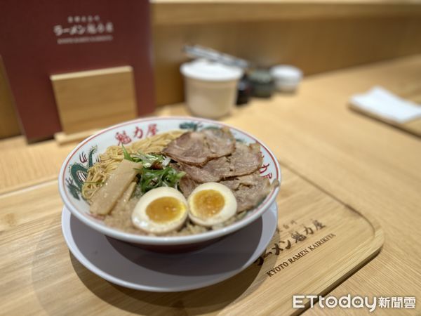 ▲新光三越台南小北門店8／29試營運。（圖／記者蔡惠如攝）