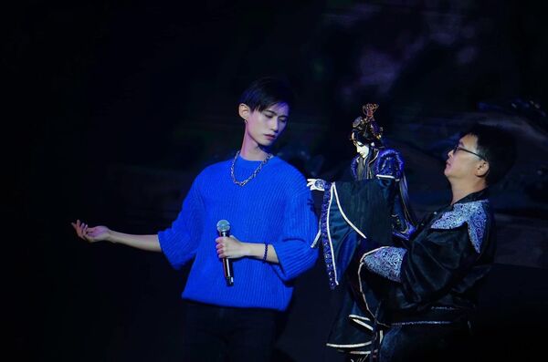 ▲霹靂布袋戲歌手千翼。（圖／千翼提供）