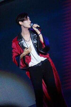 ▲霹靂布袋戲歌手千翼。（圖／千翼提供）