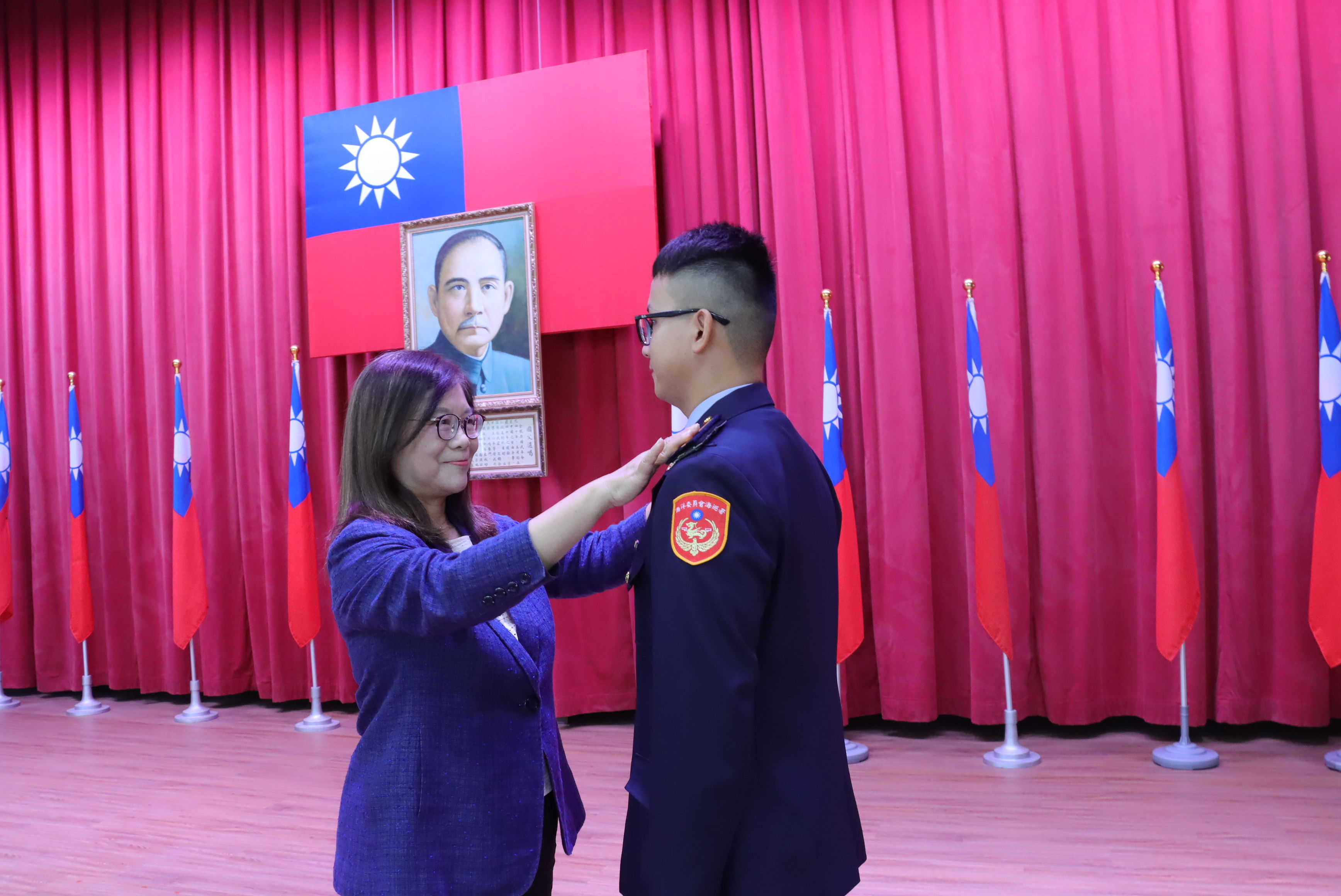 ▲「113年第2梯專業預備軍官班」結訓暨授階典禮。（圖／海巡署提供）