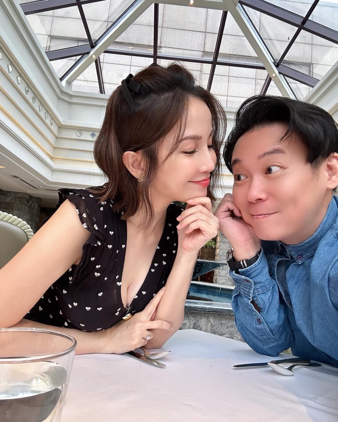 ▲▼孫樂欣揭妻餵母乳實況「邊哭邊擠」：比道德綁架更病態。（圖／翻攝自Facebook／電視製作x孫樂欣）