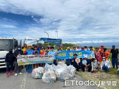 關心海岸的未來!綠島淨灘清出179公斤海廢 展現永續行動力