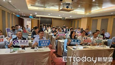 吳鳳科技大學攜手產業園區 推動數位化升級