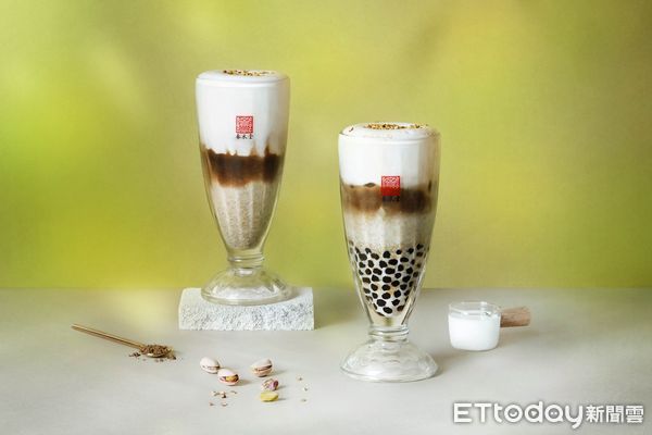 ▲▼春水堂小北門店推出獨家限定「開心果焙茶拿鐵系列」。（圖／春水堂提供）