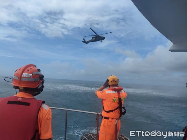 ▲▼   【強化海空救援默契 守護人民生命安全】    。（圖／海巡署艦隊分署第十三(布袋)海巡隊提供）