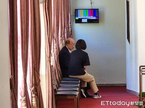 ▲立法院民進黨團總召柯建銘，傳出因大罷免大失敗，遭到黨內醞釀逼宮。（圖／記者陳家祥攝）