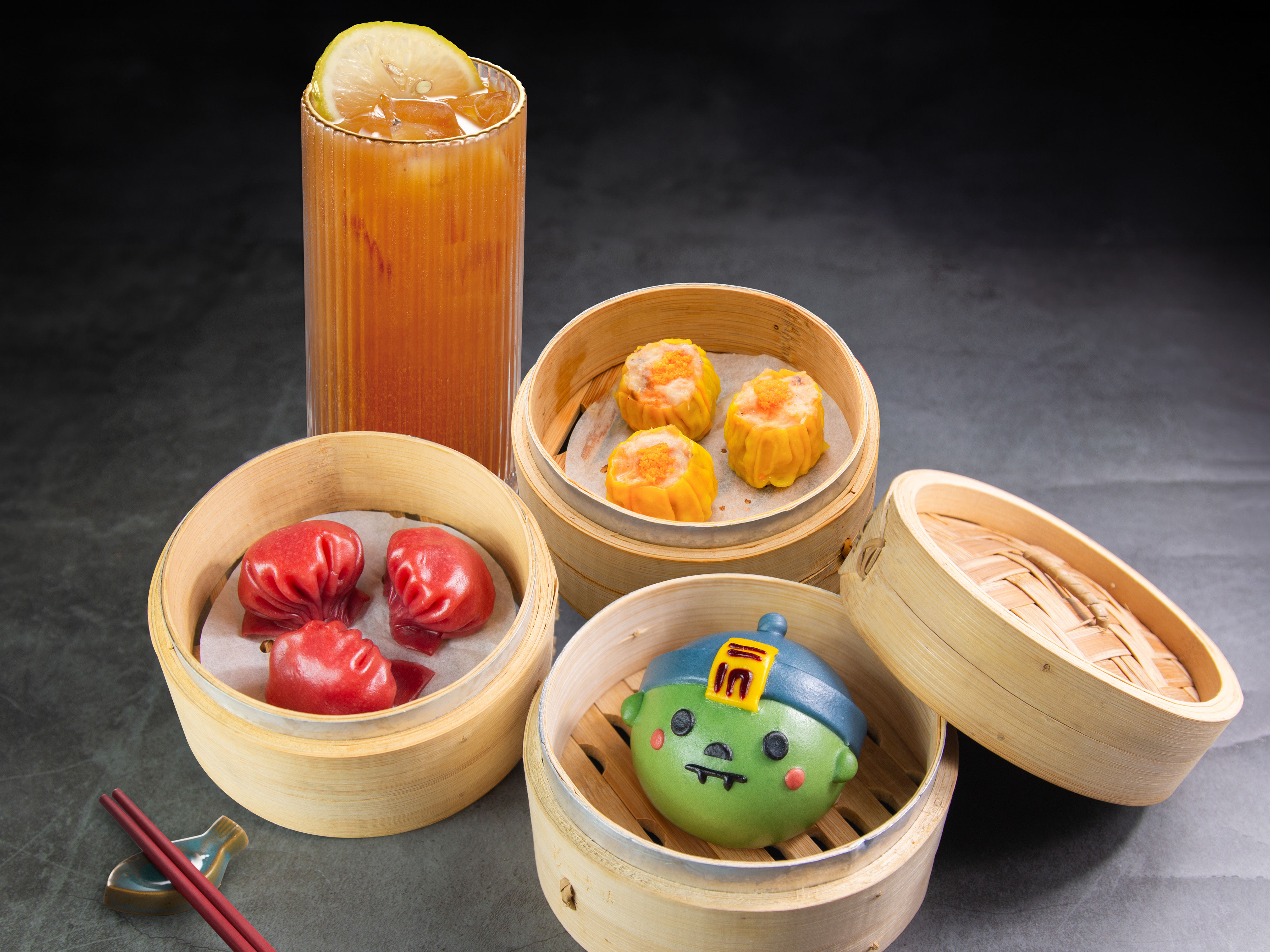 ▲詭粵・打走壞運港點祭。（圖／點八餐飲集團提供）