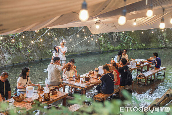▲▼花蓮河上餐桌。（圖／記者蔡玟君攝）