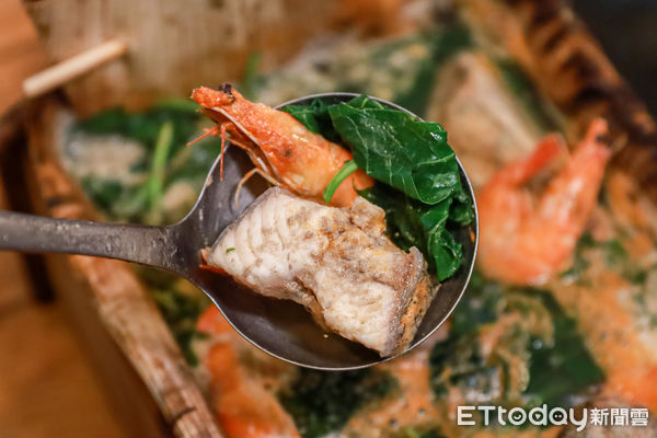 ▲▼花蓮河上餐桌。（圖／記者蔡玟君攝）