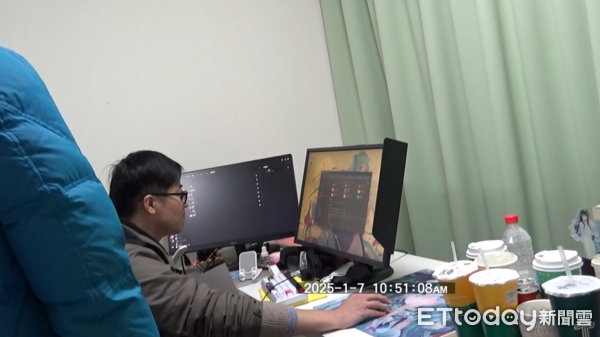 ▲▼10人組群組研究程式編碼，卻意外發現票券販售平台的漏洞。(圖／記者邱中岳翻攝）