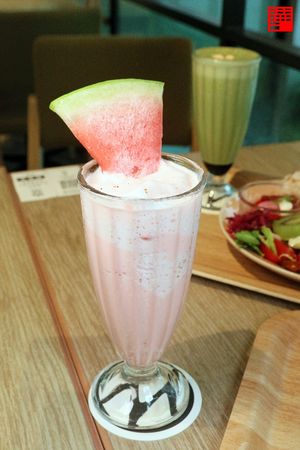 ▲▼Wired Cafe 南投日月町店。（圖／部落客跟著華少吃吃吃授權提供）