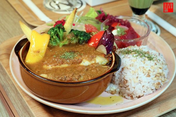 ▲▼Wired Cafe 南投日月町店。（圖／部落客跟著華少吃吃吃授權提供）