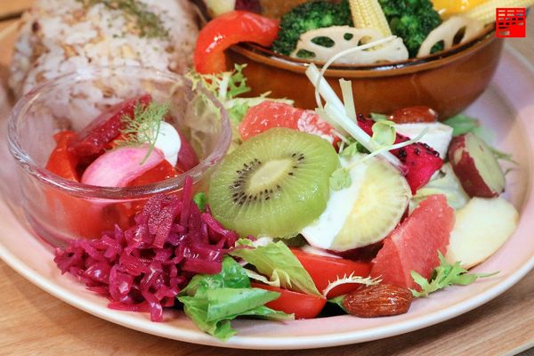 ▲▼Wired Cafe 南投日月町店。（圖／部落客跟著華少吃吃吃授權提供）