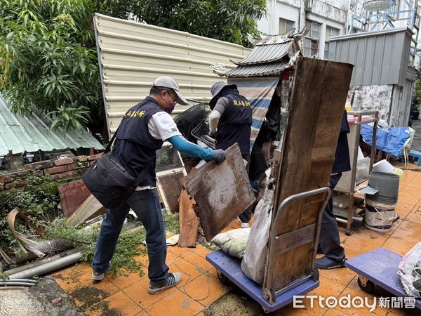 ▲▼高雄登革熱。（圖／記者許宥孺翻攝）