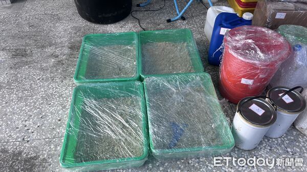 ▲台南市善化分局警方夜襲工寮，當場瓦解隱密製毒工廠，逮捕3嫌。（圖／記者林東良翻攝，下同）