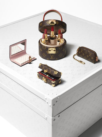 ▲▼LV彩妝             。（圖／品牌提供）