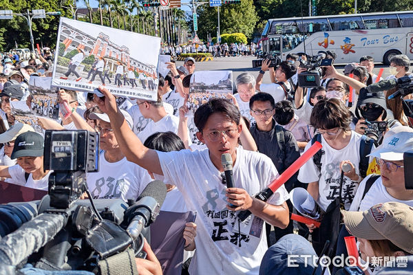 ▲民眾黨主席黃國昌發起「司法改革 公民走讀」活動。（圖／記者林敬旻攝）
