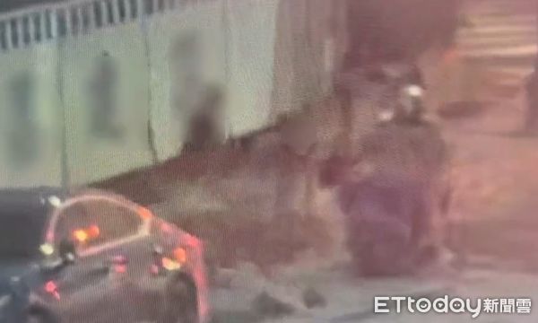 ▲▼張嫌為毒品調驗人口，每次到警局複檢驗尿竟然持假陽具裝「無毒」尿液躲追查。(圖／記者邱中岳翻攝）