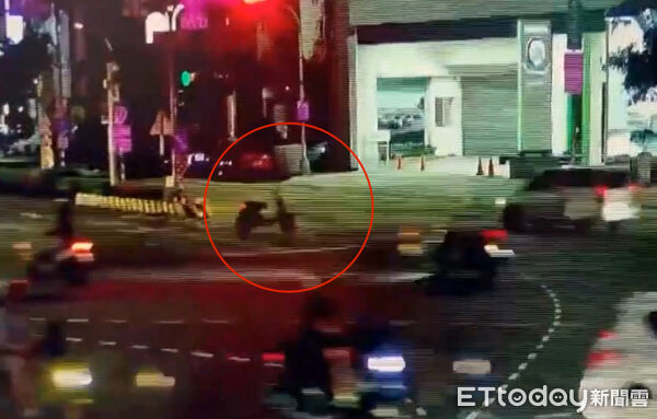 ▲▼無人機車車禍             。（圖／記者陳宏瑞翻攝）
