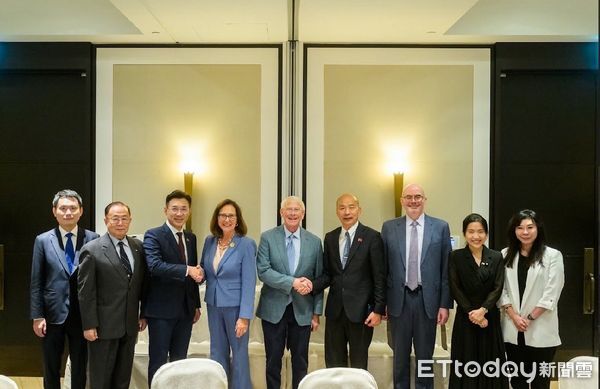 ▲▼   美國參議院軍事委員會主席維克訪立法院       。（圖／國民黨立委徐巧芯提供）