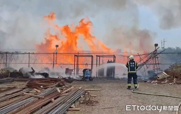 ▲▼桃園機場第三航廈附近30日發生火警。（圖／記者楊淑媛翻攝)