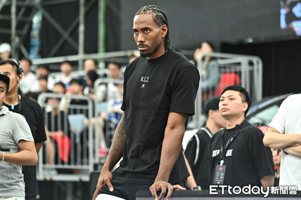 ▲▼雷納德（Kawhi Leonard）現身桃園巨蛋。（圖／記者李毓康攝）