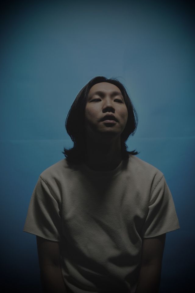 ▲▼龔敬文〈一個人睡覺〉。（圖／索尼提供）